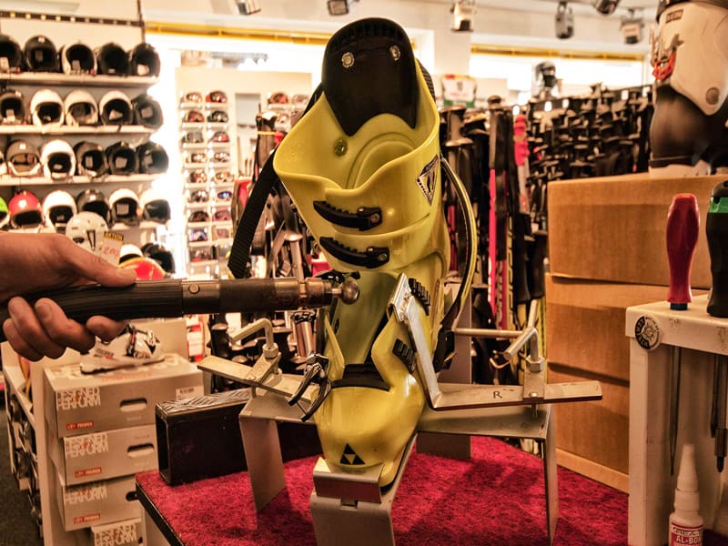 Magasin de location de ski Sport Lentsch - Sport vor Ort à Talstation Hochzeigerbahn, Jerzens