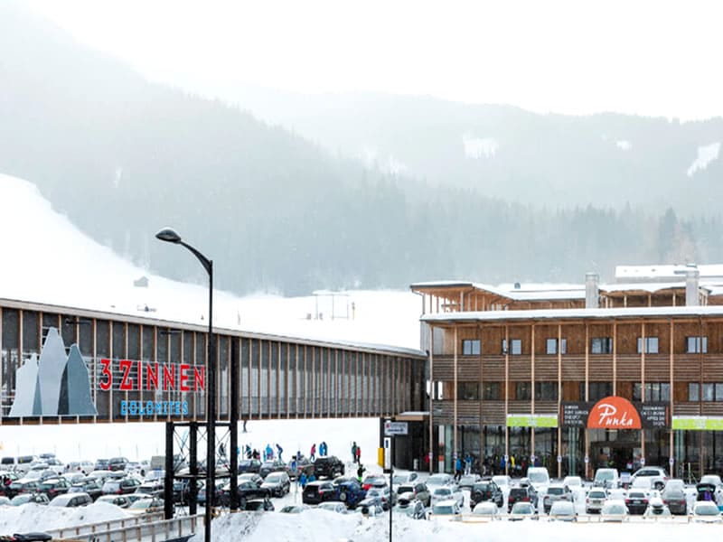 Magasin de location de ski Rent & Go Drei Zinnen Ski & Bike à Talstation Kabinenbahn, Vierschach bei Innichen