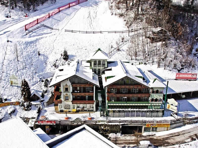 Magasin de location de ski SPORT 2000 RENT Unterlercher à Talstation Kaltenbach, Kaltenbach