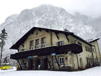 Magasin de location de ski Dachstein Sport Janu à Obertraun/Hallstatt, Talstation Krippensteinbahn [Obertraun]