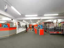 Magasin de location de ski Sportservice Erwin Stricker à Brixen, Talstation Seilbahn Plose/St. Andrä