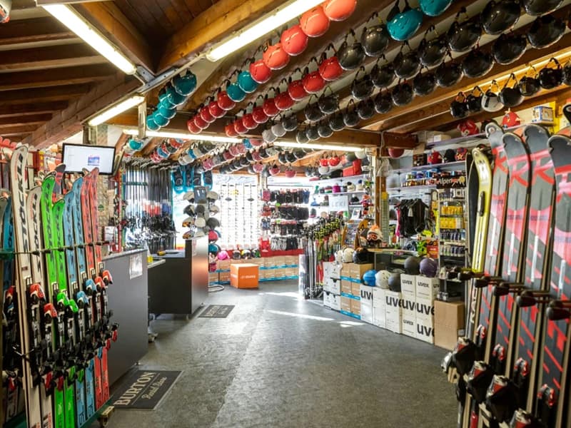 Magasin de location de ski Sport Cermis à Via Cermis 2, Alpe Cermis, Cavalese