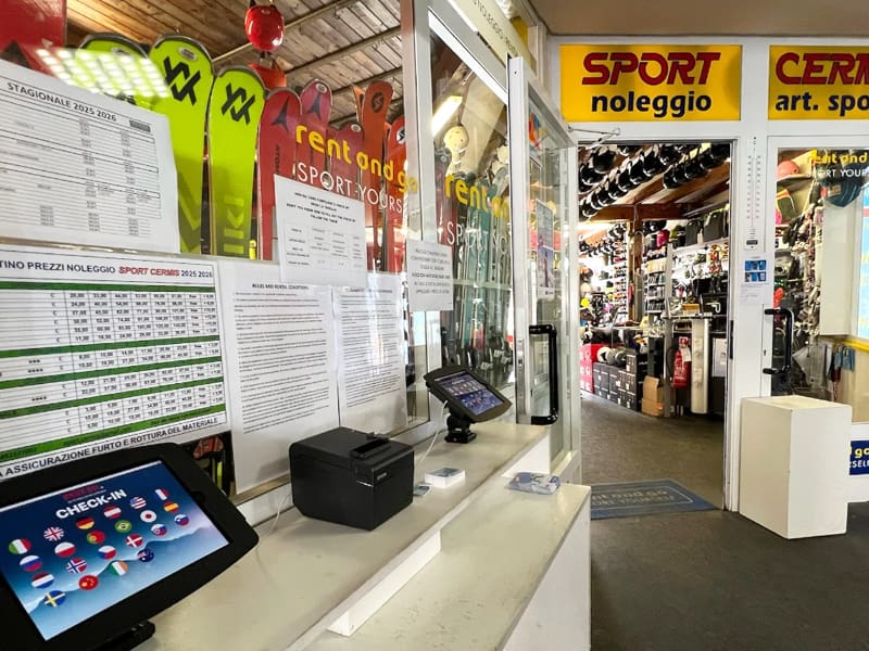 Magasin de location de ski Sport Cermis à Via Cermis 2, Alpe Cermis, Cavalese