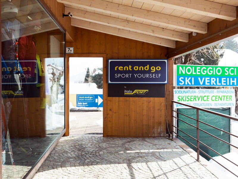 Magasin de location de ski Italo Sport à Via Dolomiti, 7, Toblach