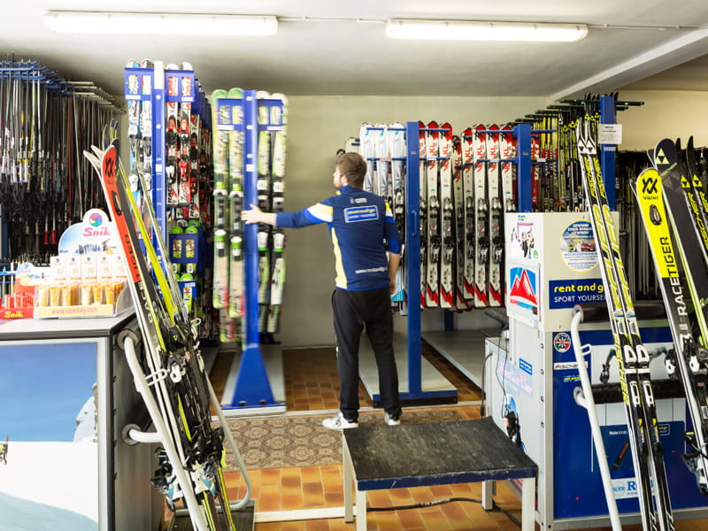 Magasin de location de ski Italo Sport à Via Dolomiti, 7, Toblach