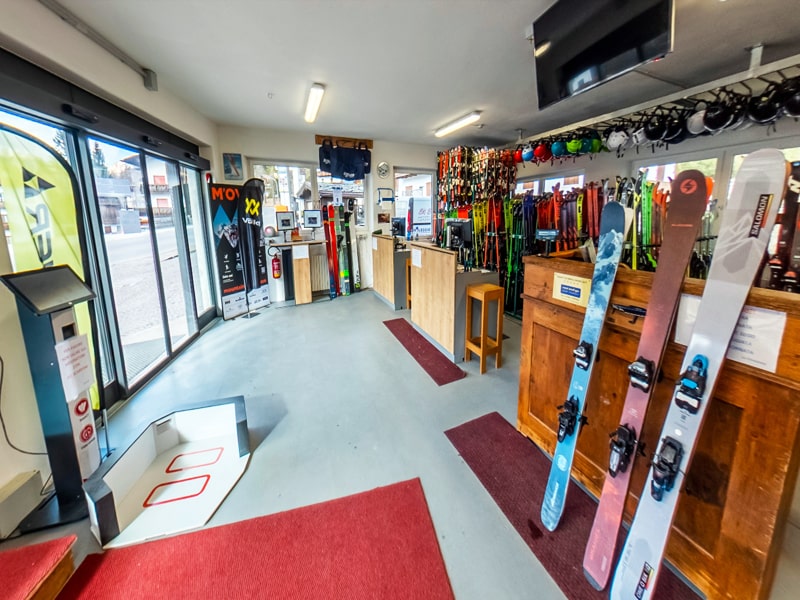 Magasin de location de ski Ski System Cortina à Via Faloria, 23, Cortina d’Ampezzo