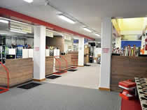 Magasin de location de ski Il Comodo Sci à Pinzolo, Via N. Bolognini, 82 Magasin de location de ski Il Comodo Sci à Pinzolo, Via N. Bolognini, 82